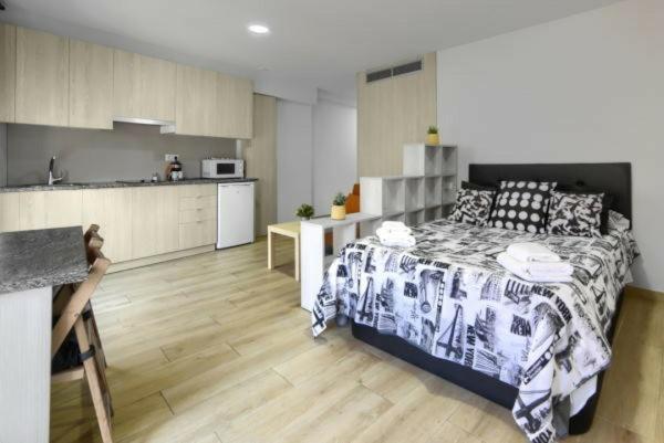 Apartamentos Turisticos Plaza San Juan 2 Tudela Exteriör bild