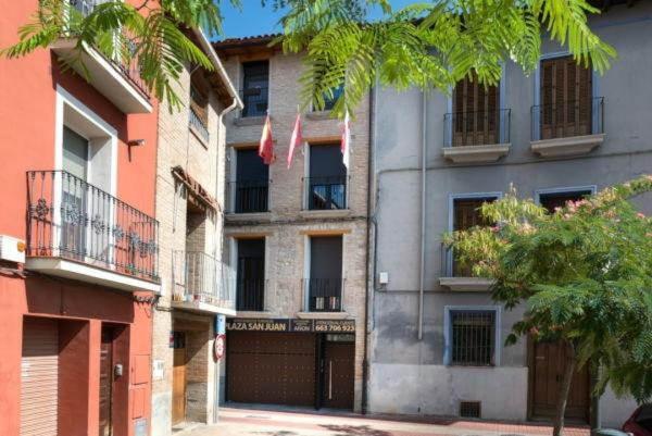 Apartamentos Turisticos Plaza San Juan 2 Tudela Exteriör bild